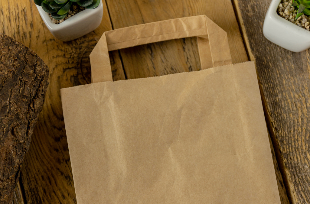Le papier kraft : pourquoi est-ce la référence de l’emballage papier ?